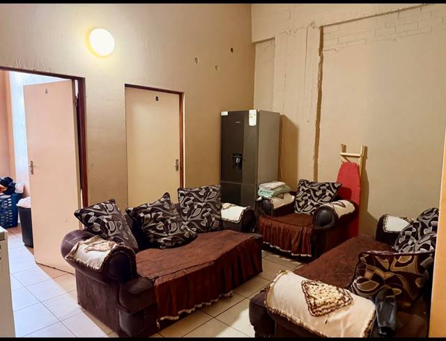 8,000M² APARTMENT BLOCK FOR SALE IN NEW DOORNFONTEIN